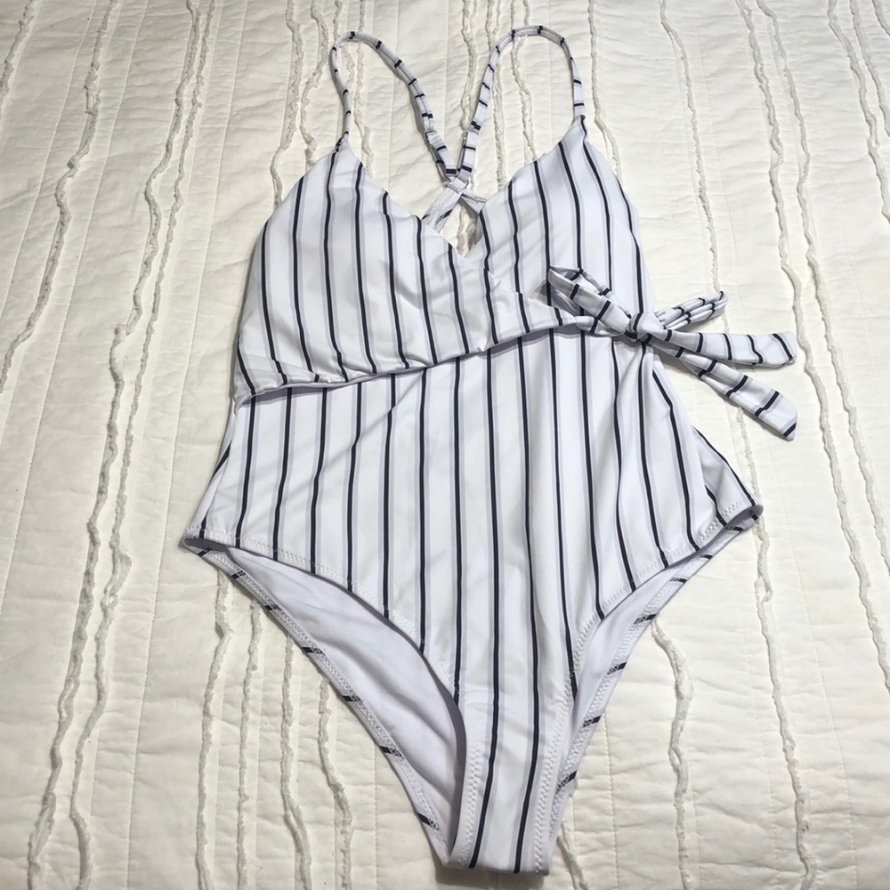 Cupshe One Piece